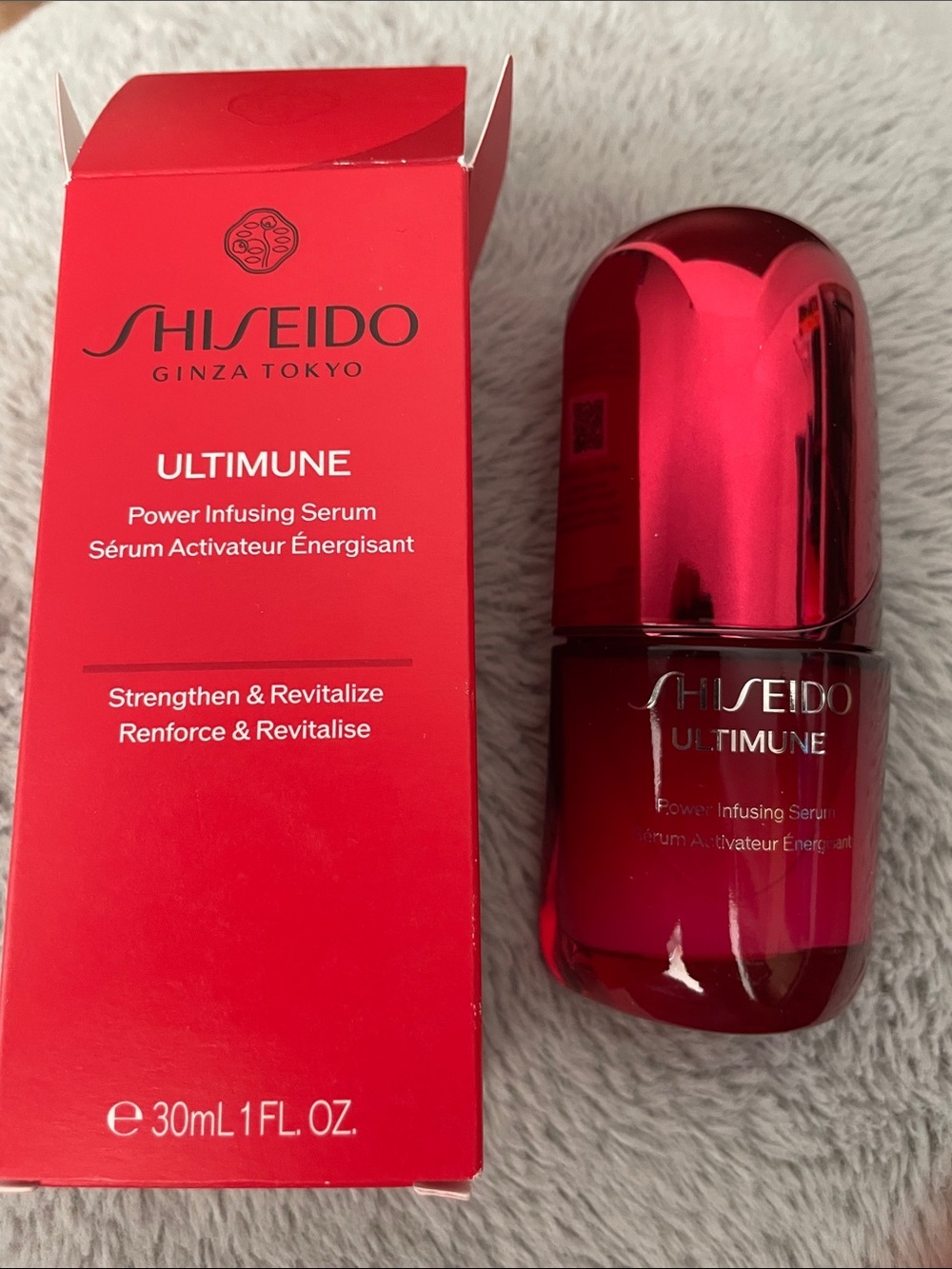 Shiseido Ultimune Power Infusing Serum - Metallic Red